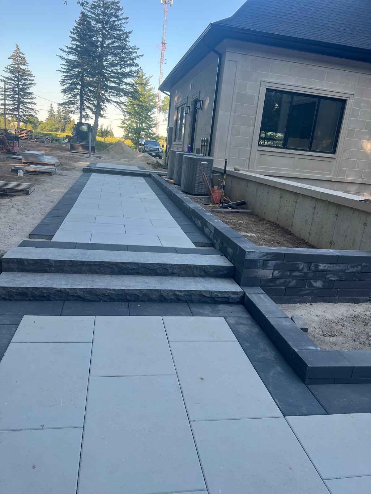 Modern Lyra slab for outdoor kitchen